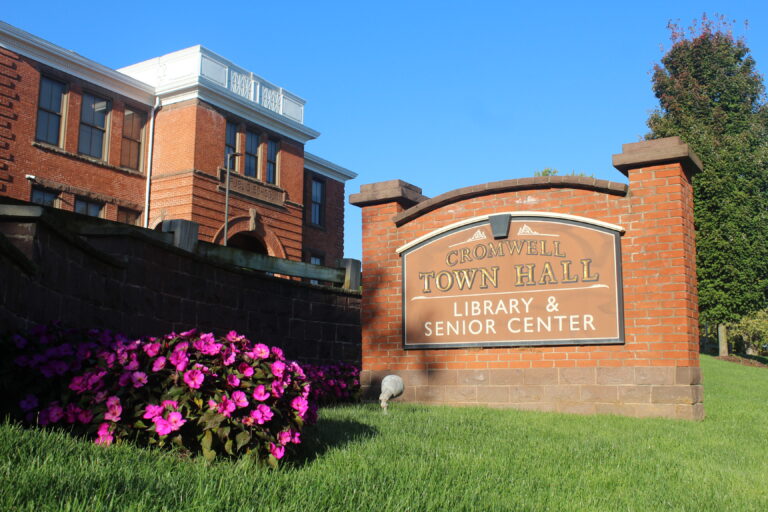 Town Hall of Cromwell